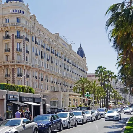 Beau Studio 2mn A Pied Du Palais Des Festivals Cannes